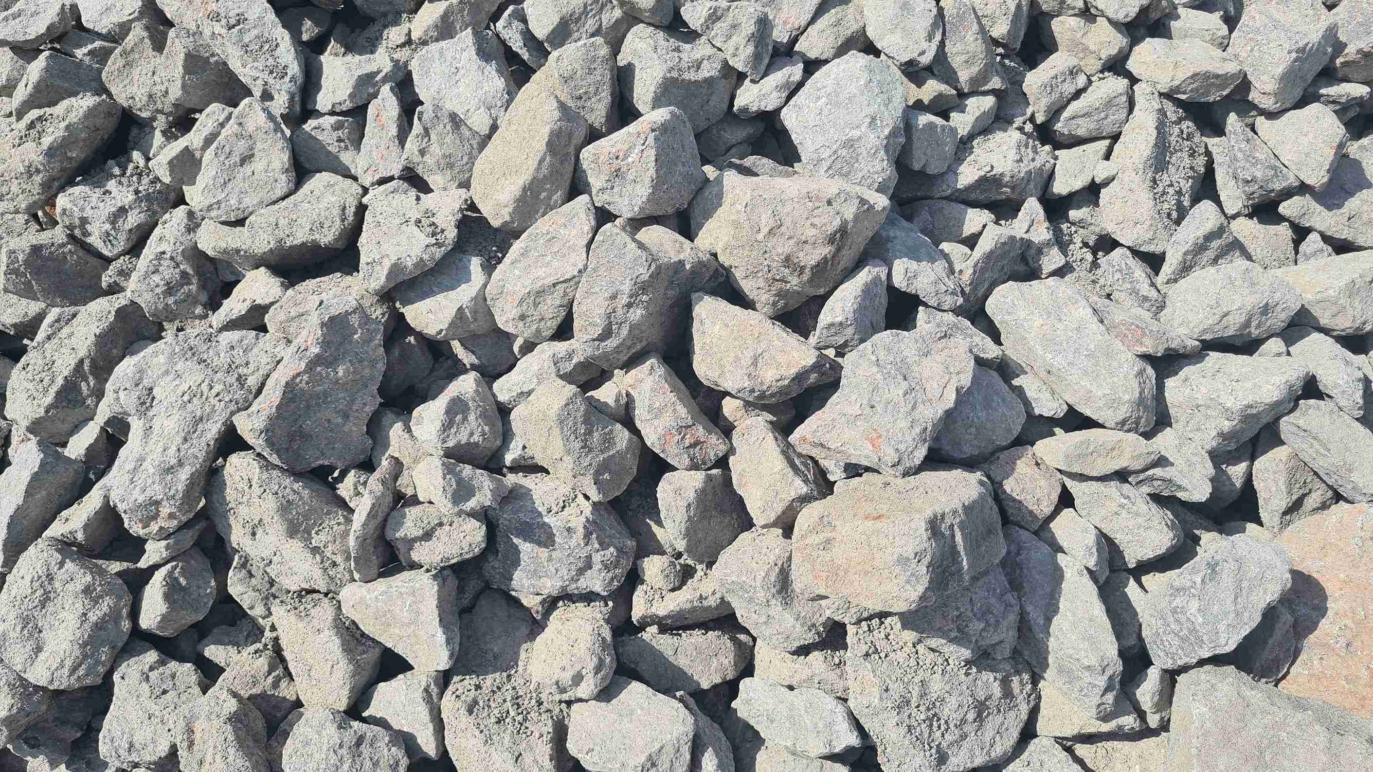 Щебень гранитный фр 70-150 мм